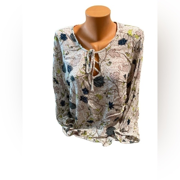 Caslon Pink Yellow Top Plus Size 1X Paisley Long Sleeve  Curved Hem Tie Keyhole - Picture 1 of 16
